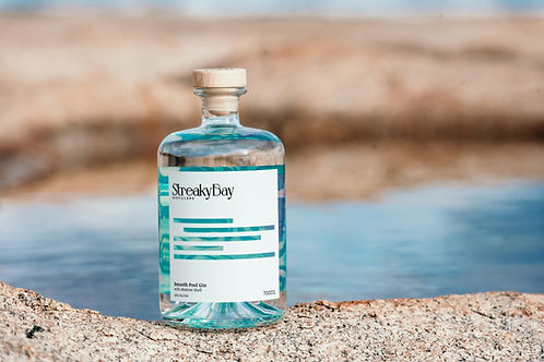 Smooth Pool Gin